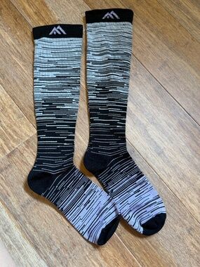 Fuelmefoot (FMF) Grey Purple Gradient Compression Socks- L/XL
